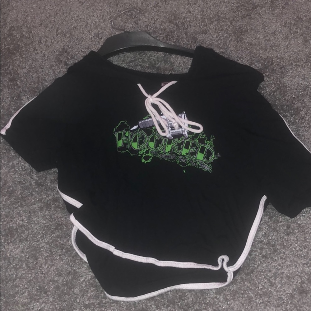 Hooked ink crop top